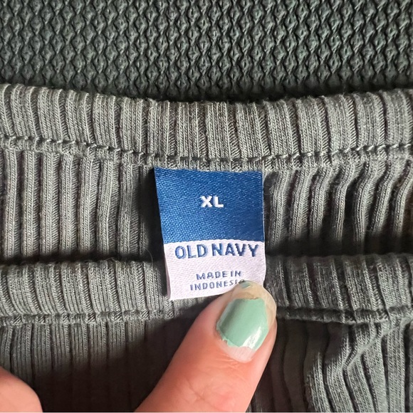 Old Navy High Neck Tank - Picture 2 of 6